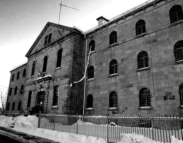 Real Men Check Out of the Hanoi Hilton